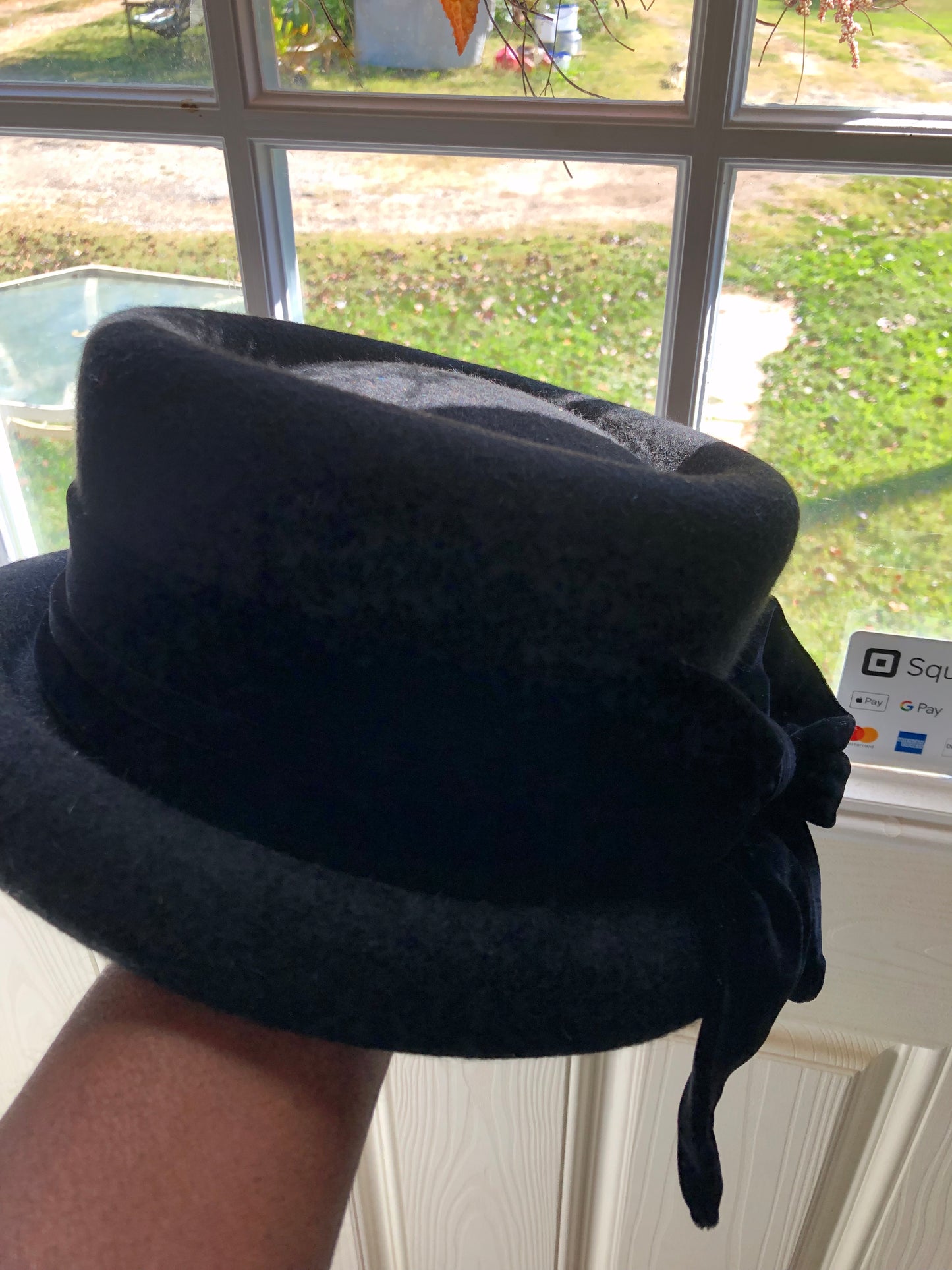 Woman Vintage Black And Velvet Band Winter Hat By: Liz Claiborn"New Fall Arrival"