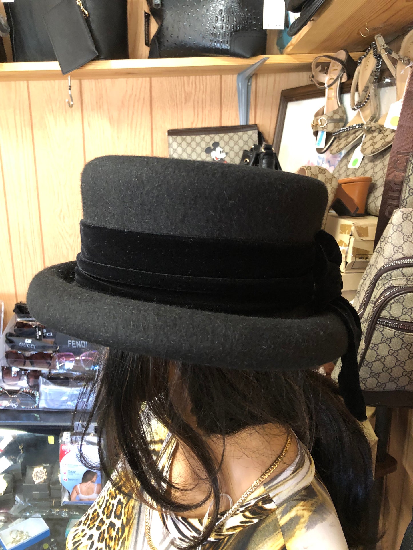 Woman Vintage Black And Velvet Band Winter Hat By: Liz Claiborn"New Fall Arrival"