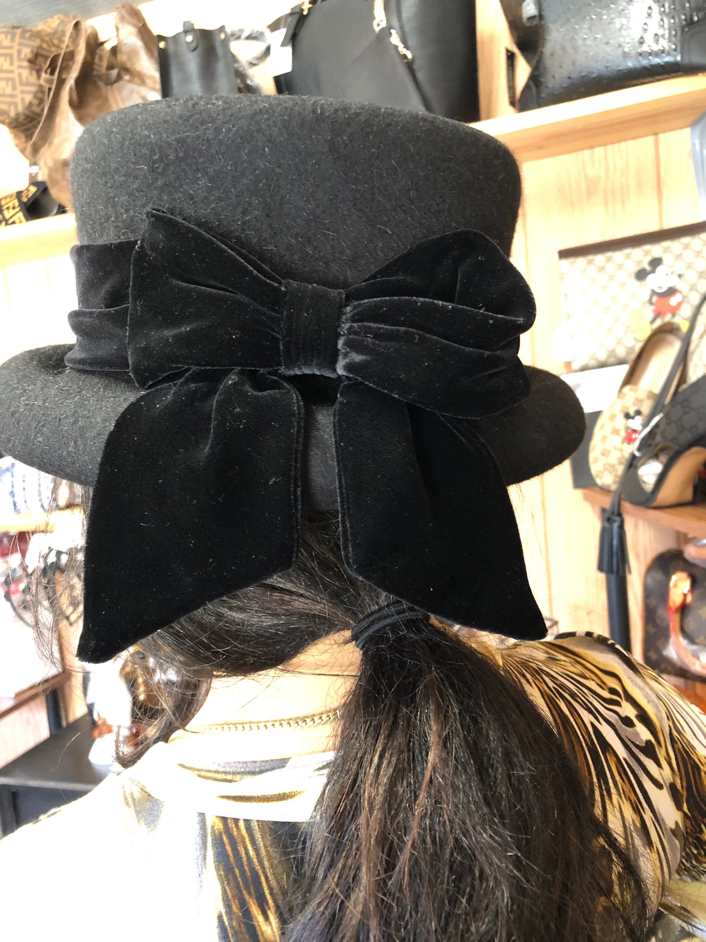 Woman Vintage Black And Velvet Band Winter Hat By: Liz Claiborn"New Fall Arrival"
