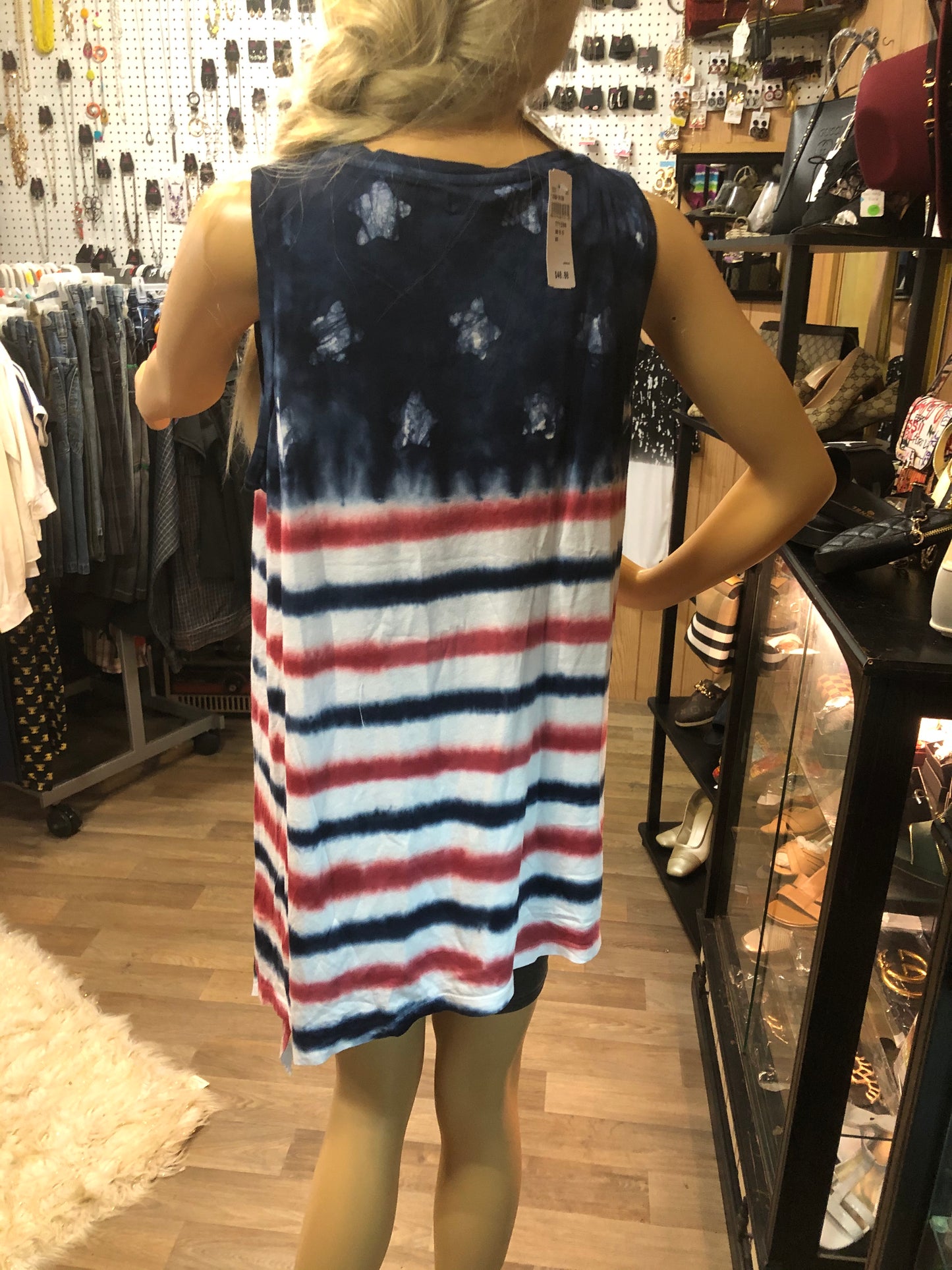 Fashion Multi Color Top With Drop Side. Size L/G