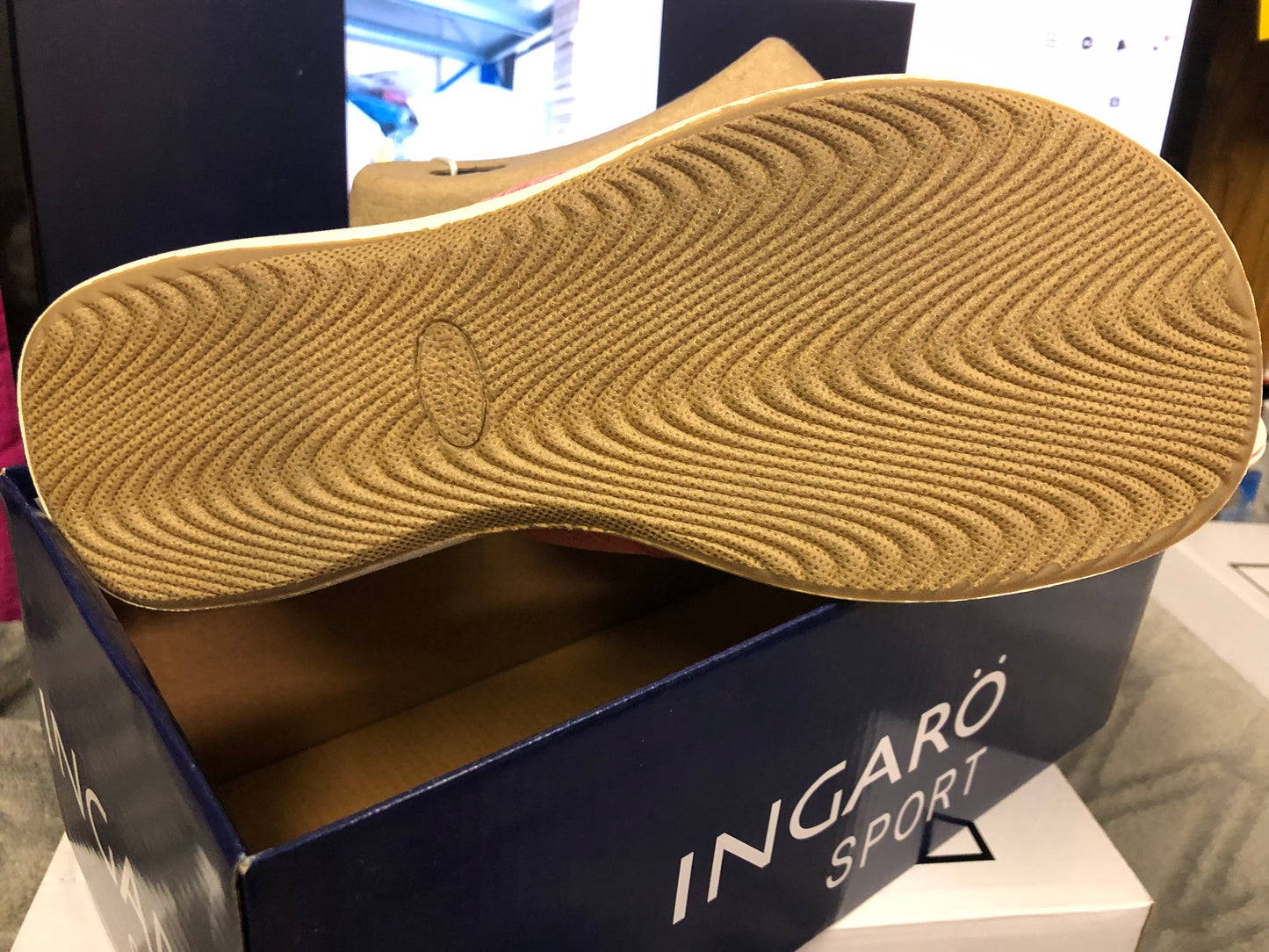 Womans Ingaro Sports Slides Size 9