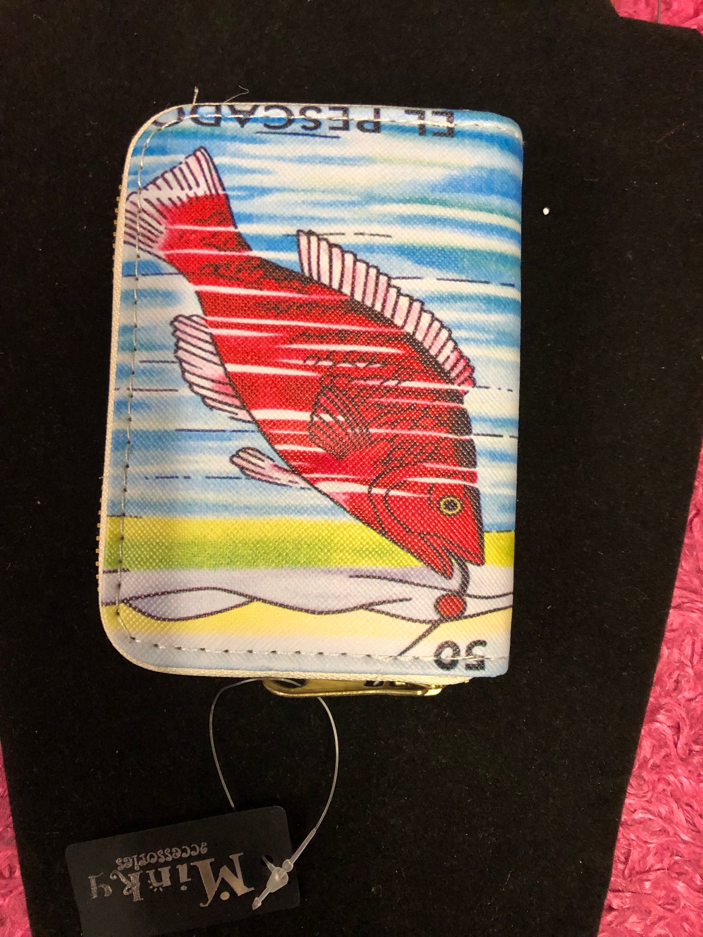 Woman Fashion Wallet Zipper Closure Color Blue With Fish Design Logo