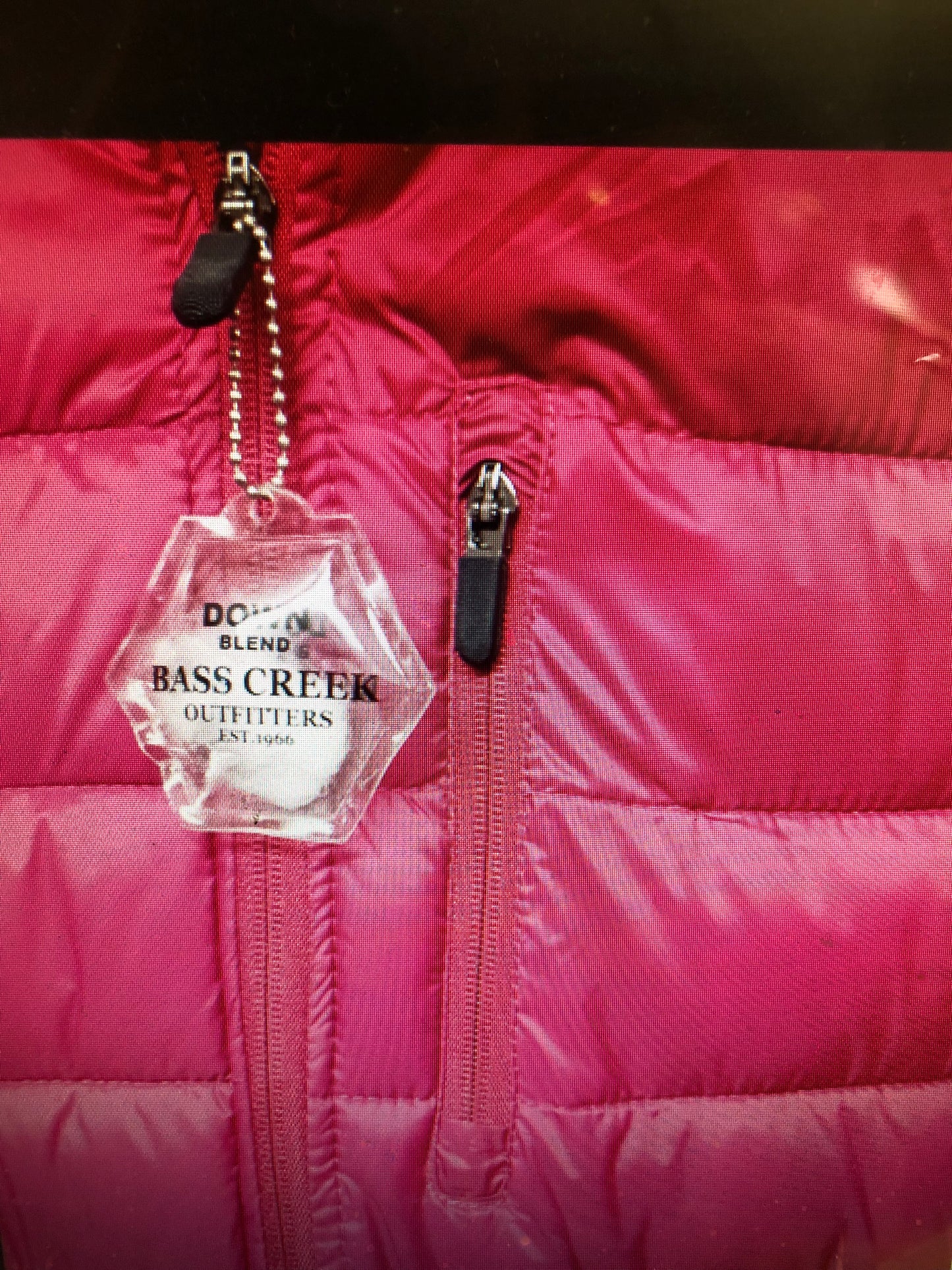 Woman Puffer Bass Creek Outfitters Coat Size XL Color Wine