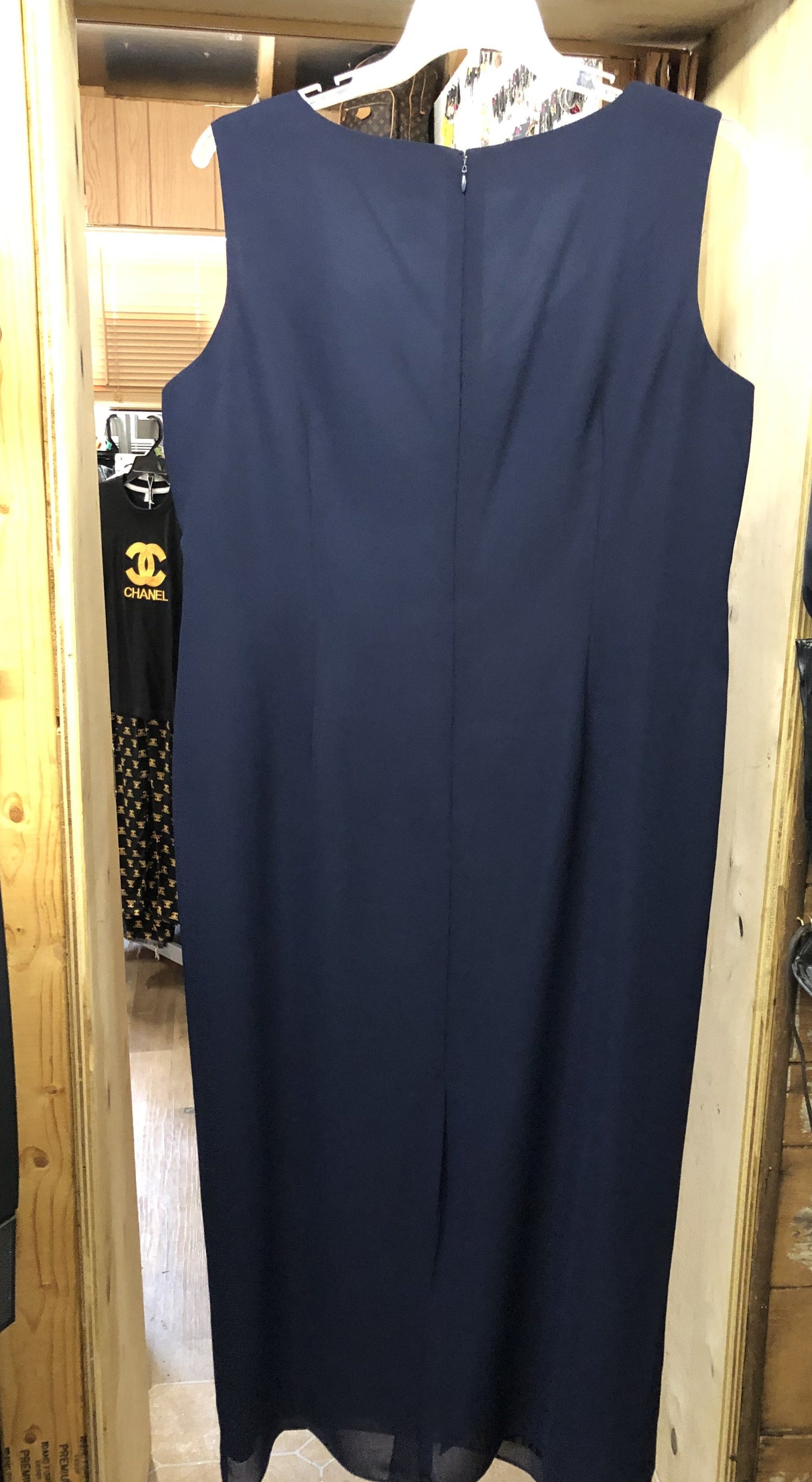 Fashion Woman Elegant 2Pc. Dress Suit Size 20 By R&M Richards