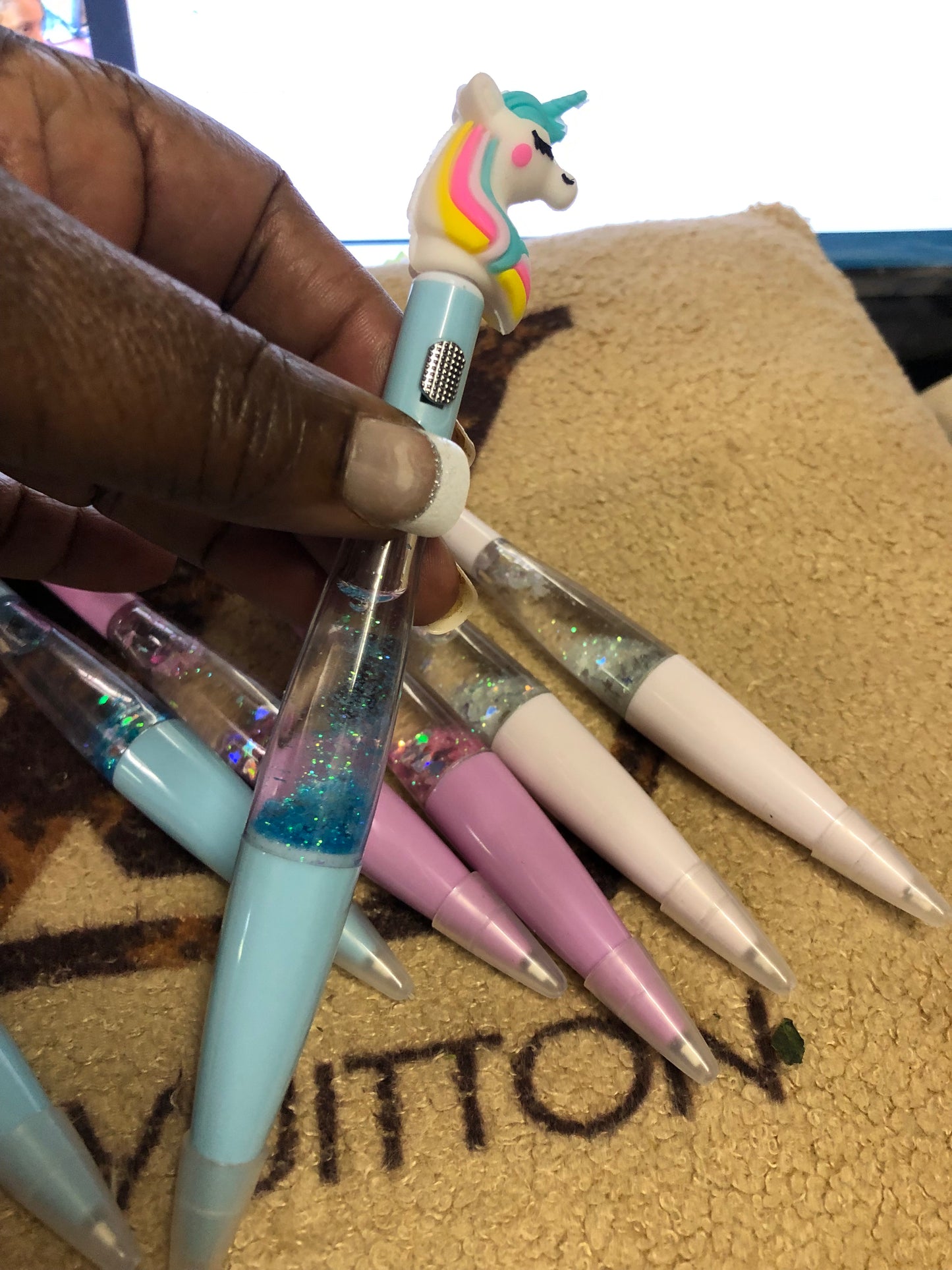 Unicorn Light Up Pen With Crystal Glob Body Colors Pink/white ,Purple, And Blue." New Arrival"