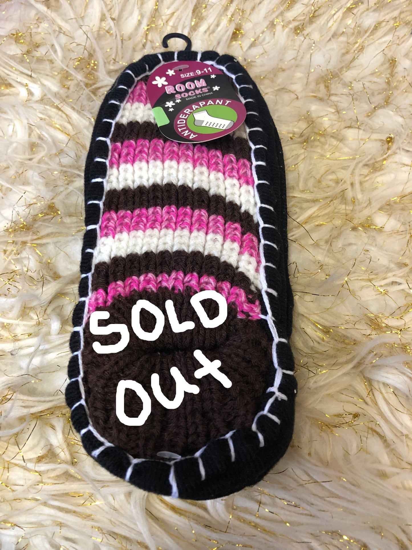 Woman Room Socks Size 9-11 Antiderpant Only 2 Left. Thanks For Your Purchase