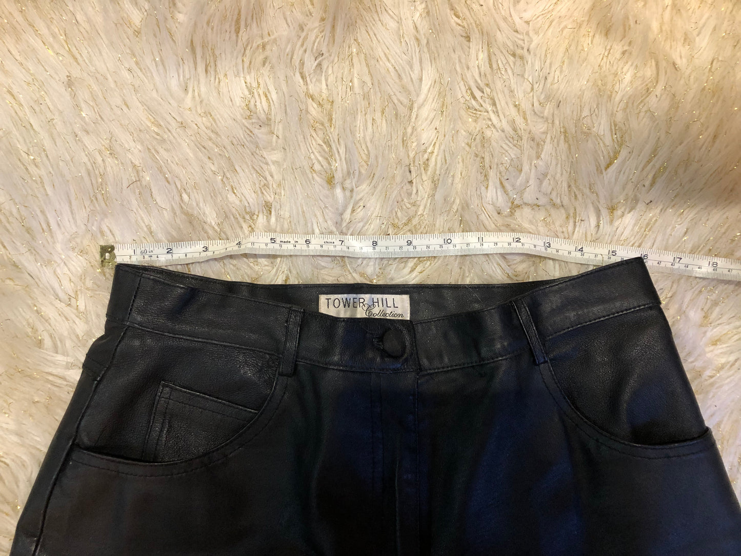 Woman 100% Leather Jean Pants 100% Nylon Lining Size 12 Color Black