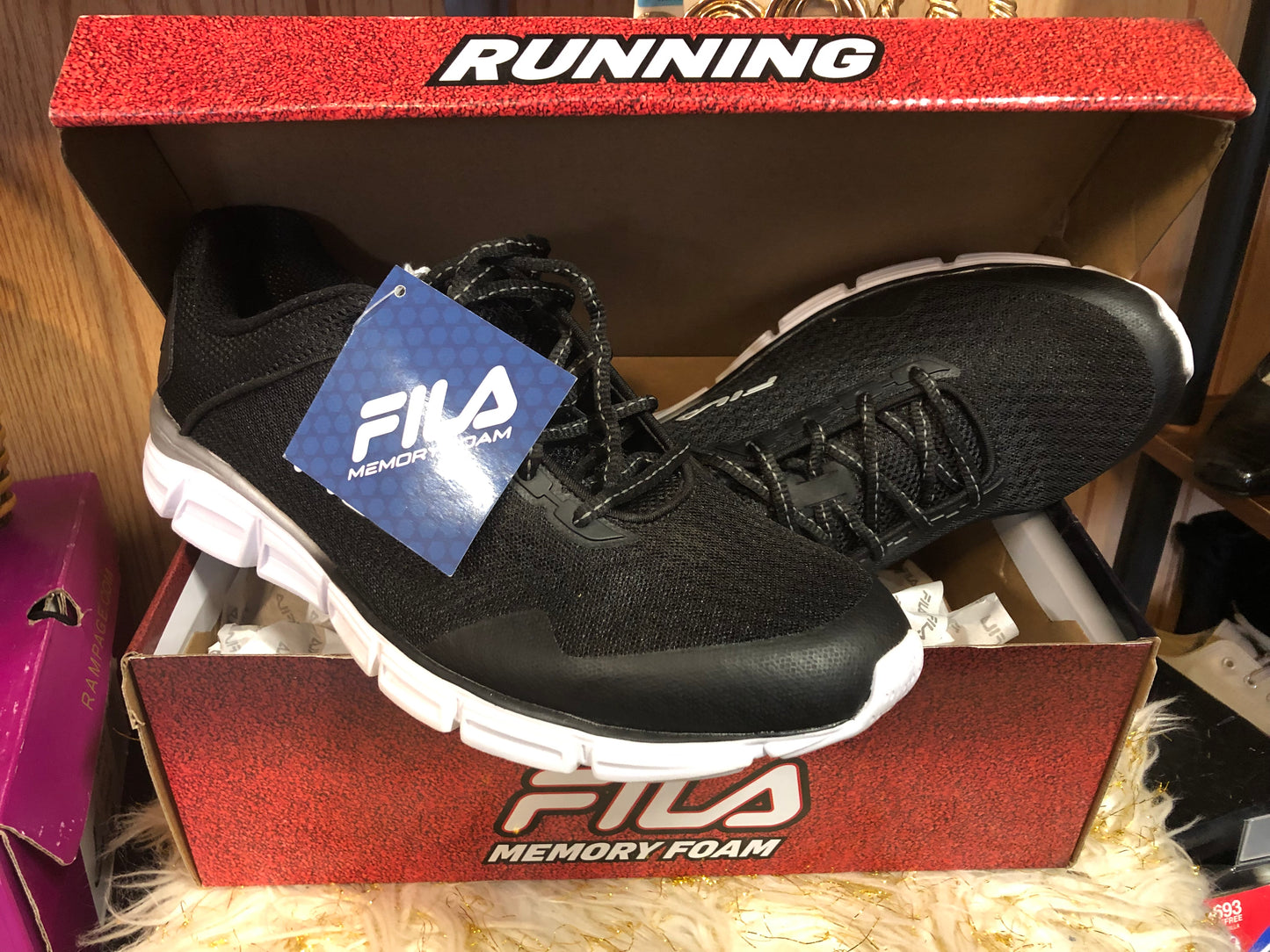 Men Fila Sneakers Shoes Size 9.5Black/Gray (Back In Stock) Also In Black/White(SALE)"Fathers Day Sale Going On Now.