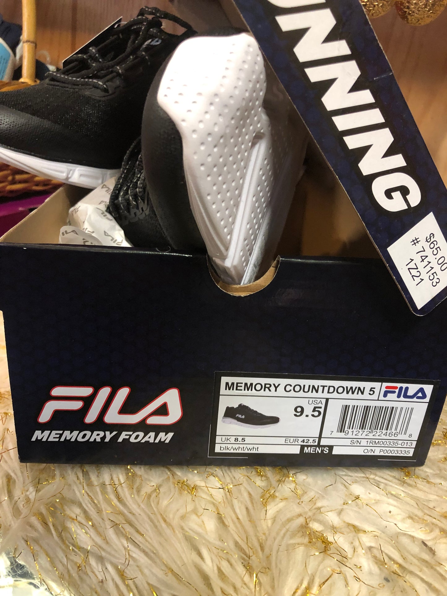 Men Fila Sneakers Shoes Size 9.5Black/Gray (Back In Stock) Also In Black/White(SALE)"Fathers Day Sale Going On Now.