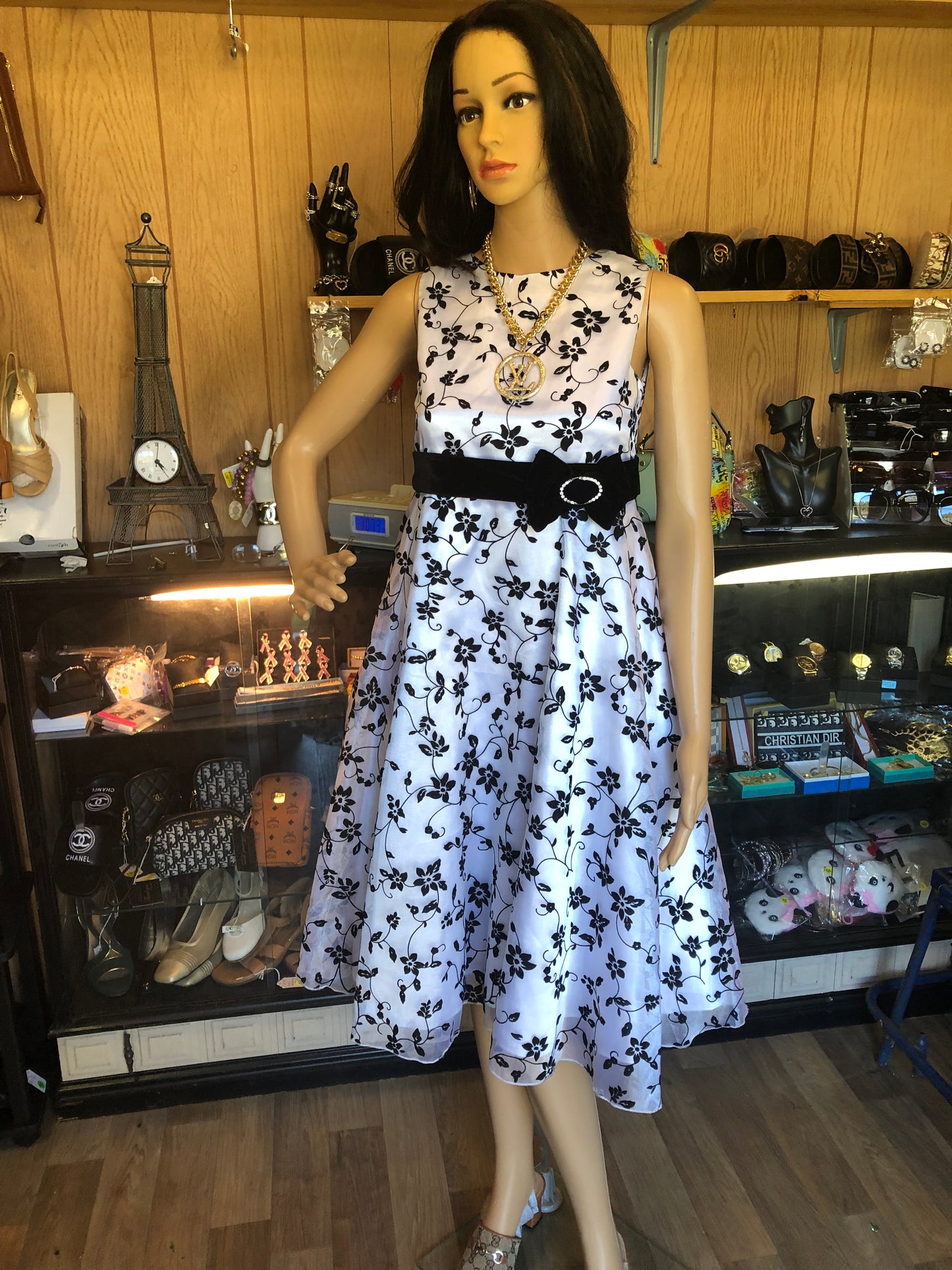 Young Girls Fashion Dress Size 12 Colors Black/White (ON SALE)
