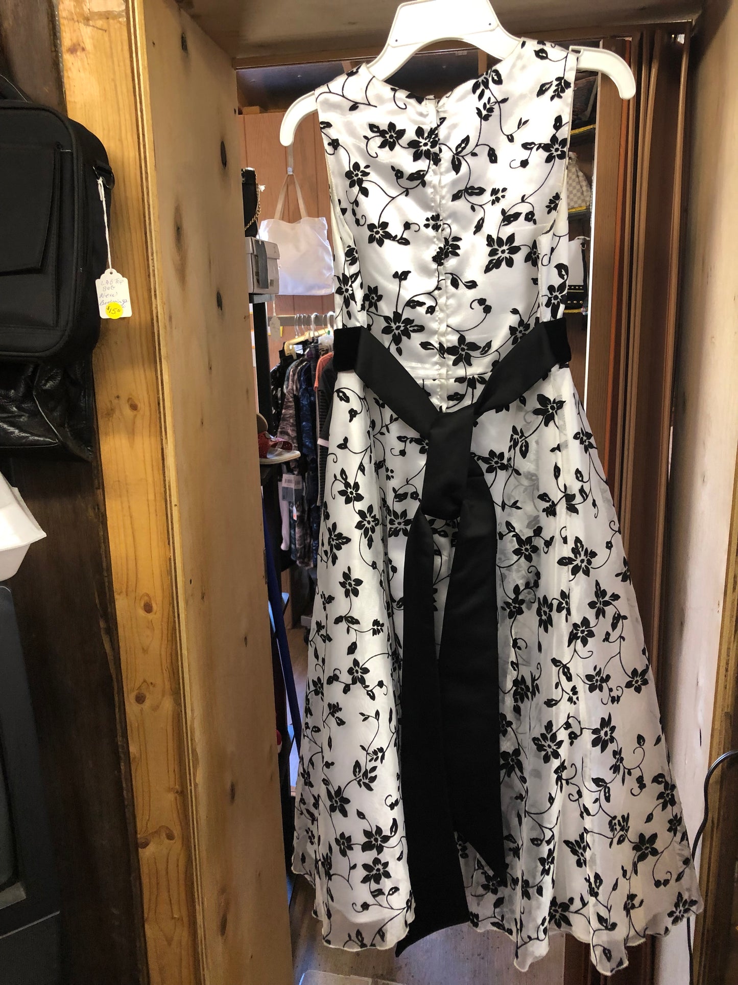 Young Girls Fashion Dress Size 12 Colors Black/White (ON SALE)