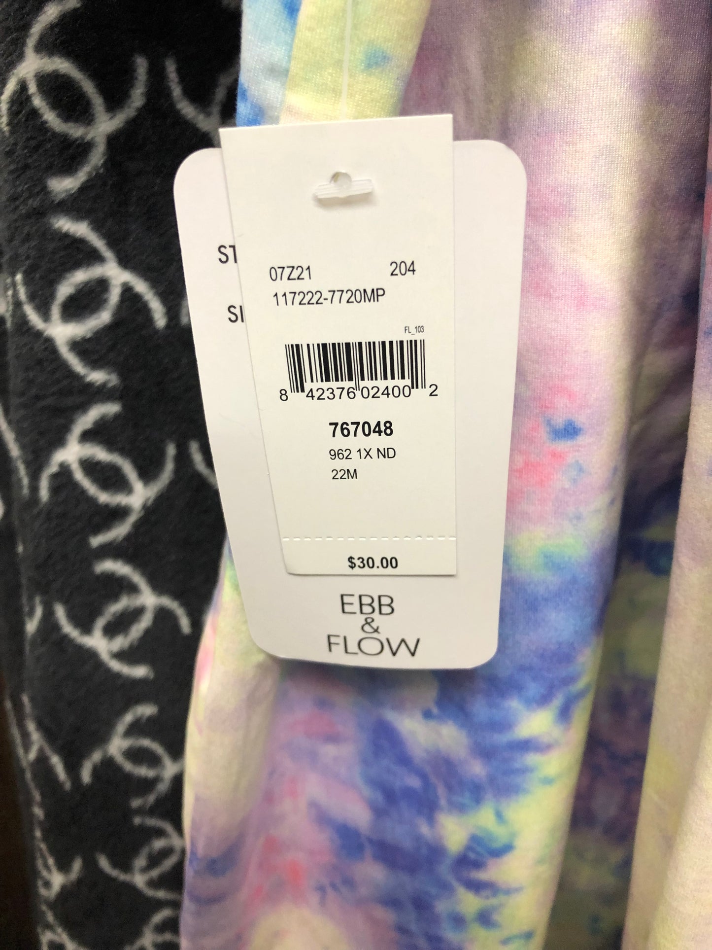 Woman Hoodie Tie Dye Jogger Set Size 1XL SOLD OUT)