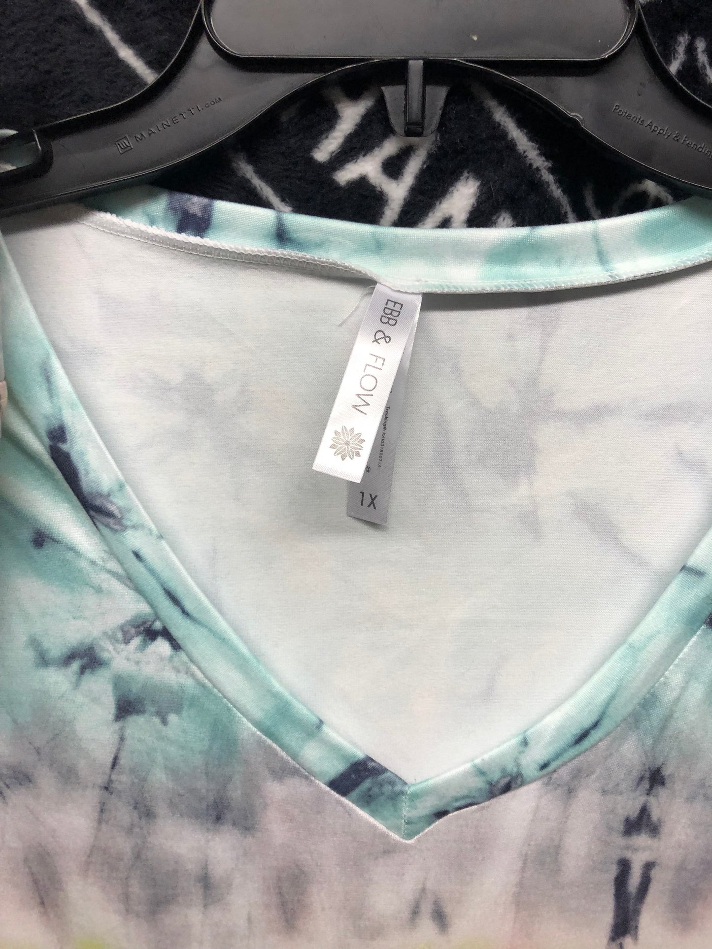 Womans Tie Dye Activewear Short Set Size 1XL
