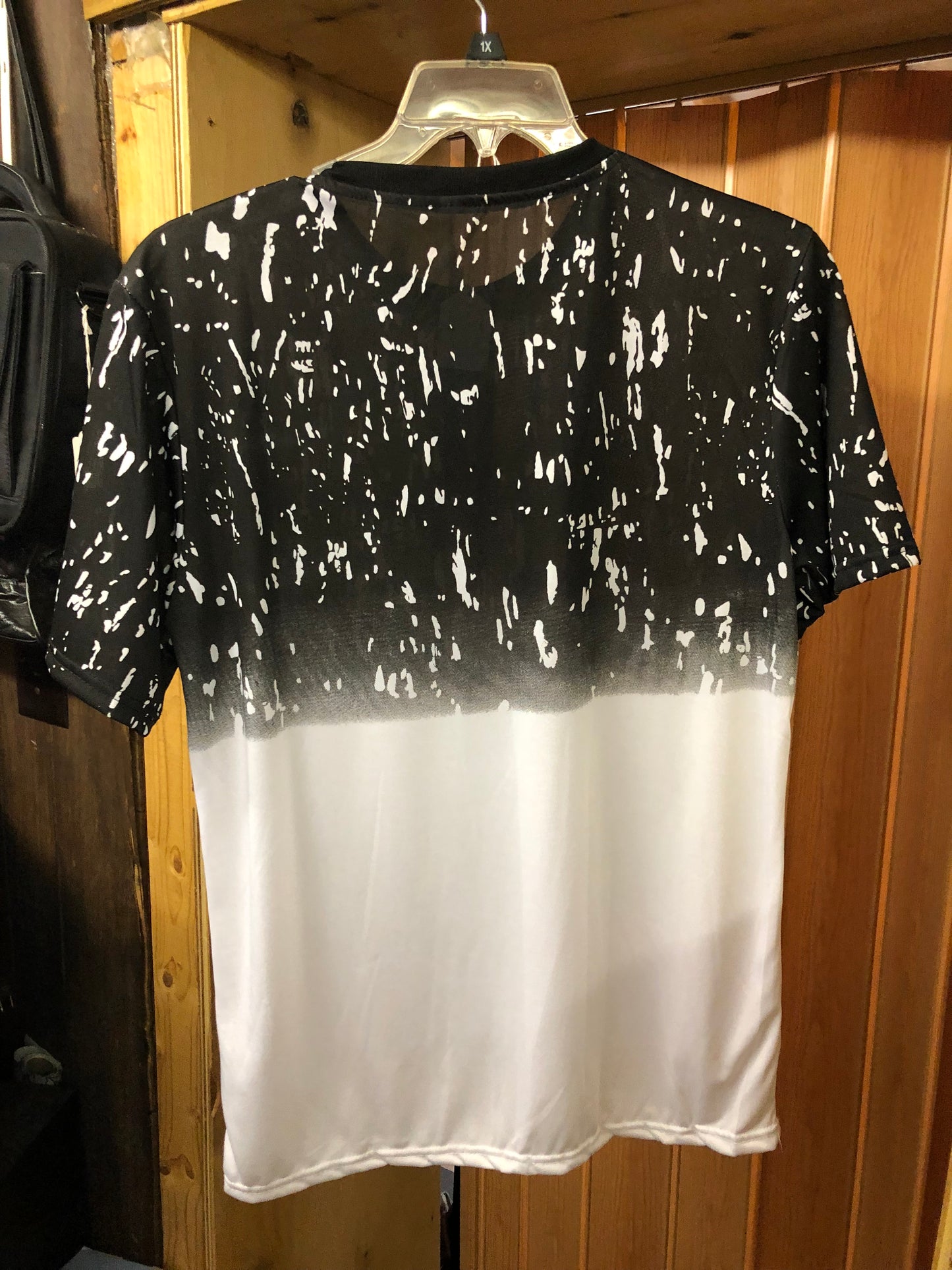 Men Fashiom 2Piece Short Set Size 2XL Black/White Drip"On Sale Now"