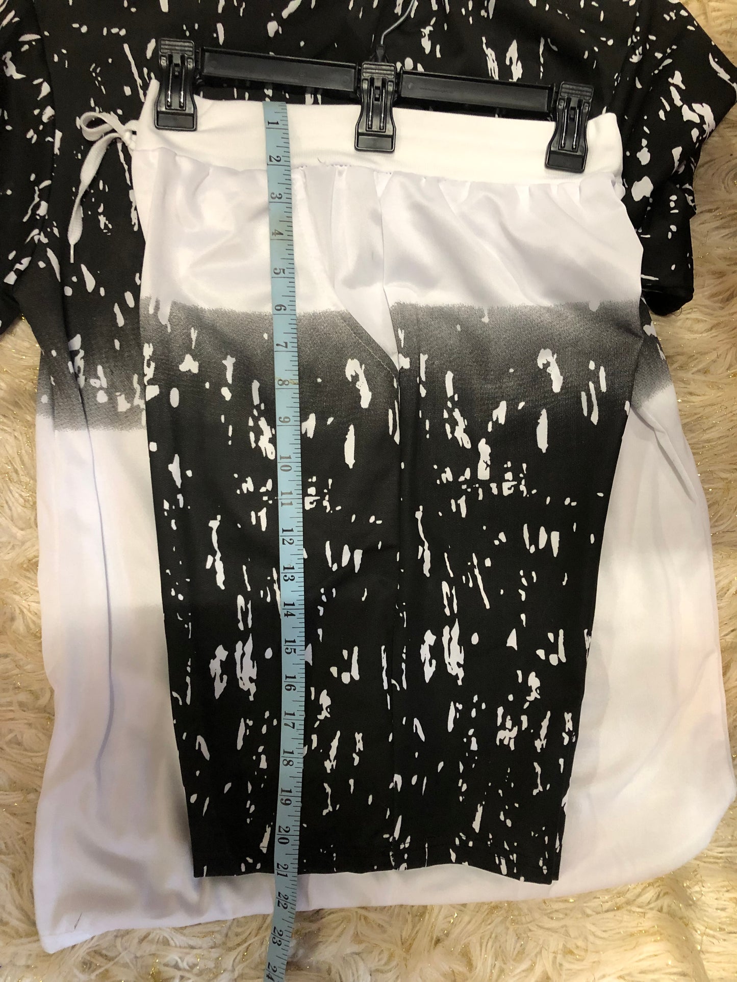 Men Fashiom 2Piece Short Set Size 2XL Black/White Drip"On Sale Now"