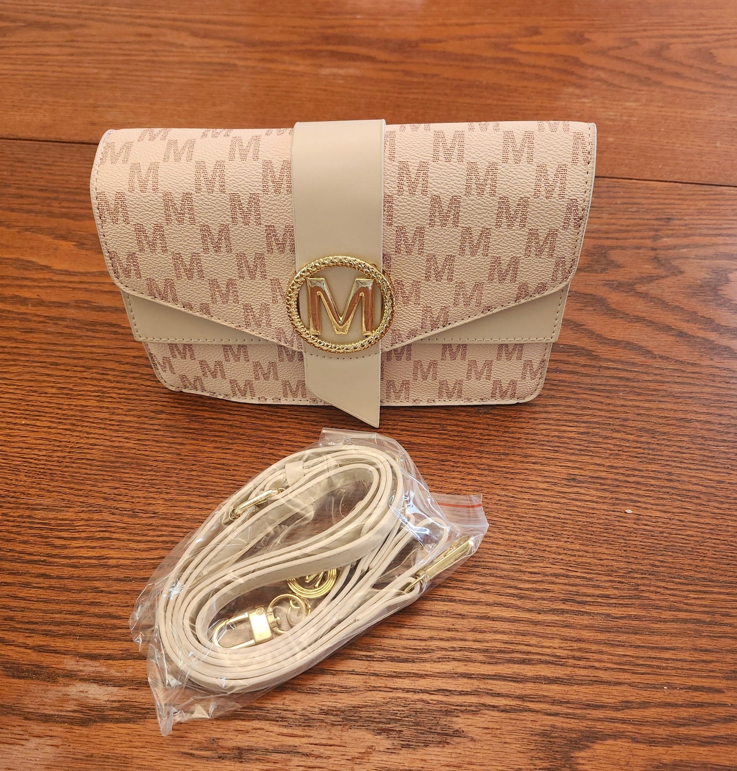 Womans Fashion Crossbody Bag  Color Cream"New Arrival"