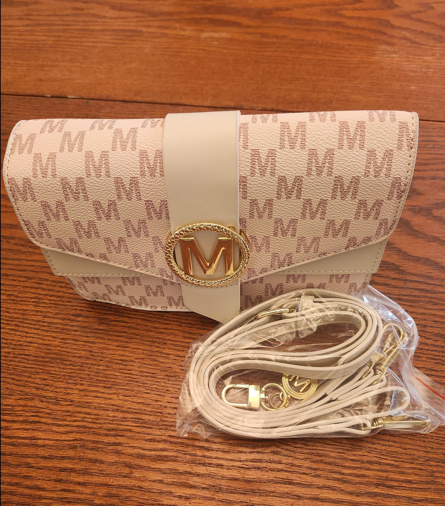 Womans Fashion Crossbody Bag  Color Cream"New Arrival"