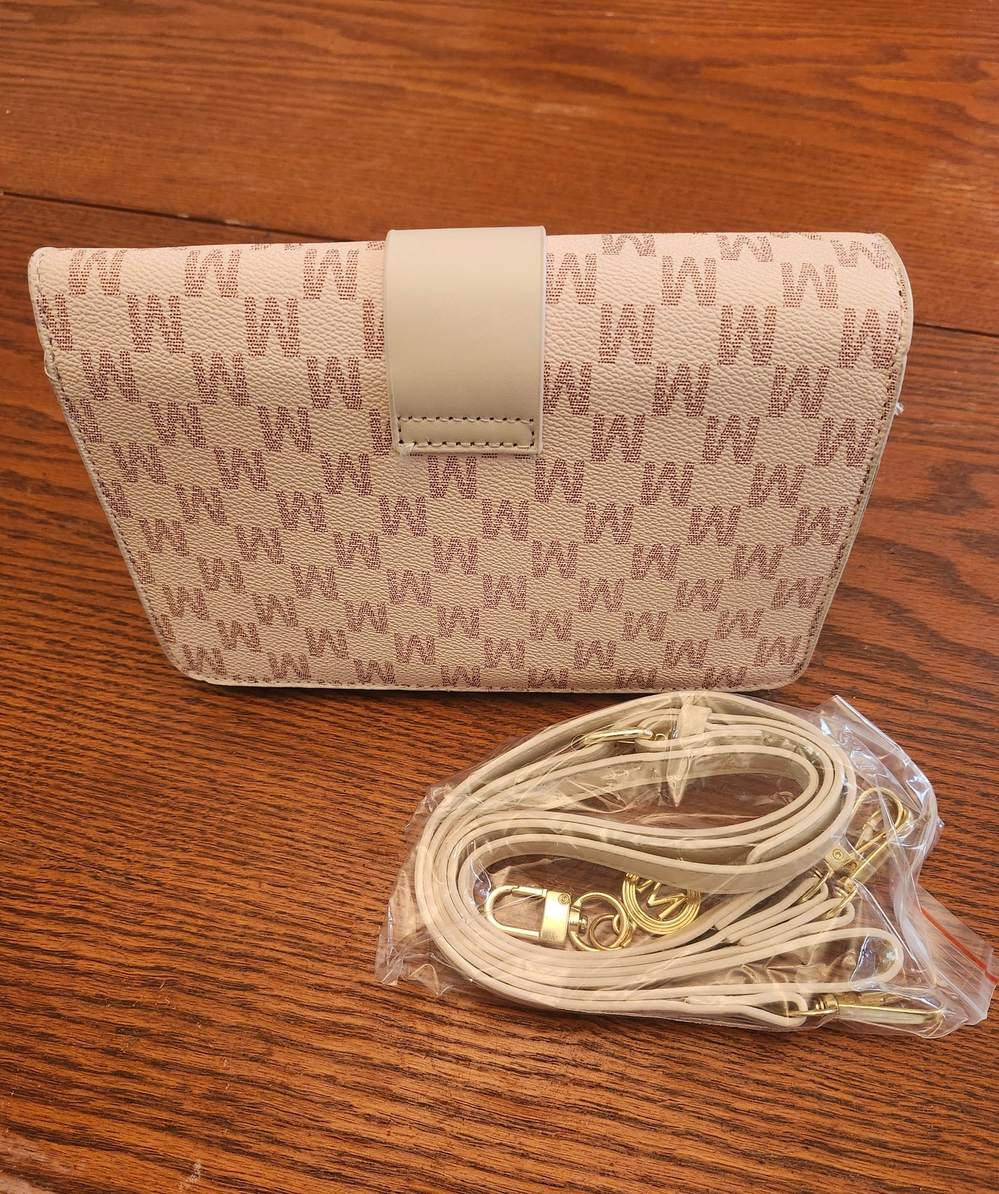 Womans Fashion Crossbody Bag  Color Cream"New Arrival"