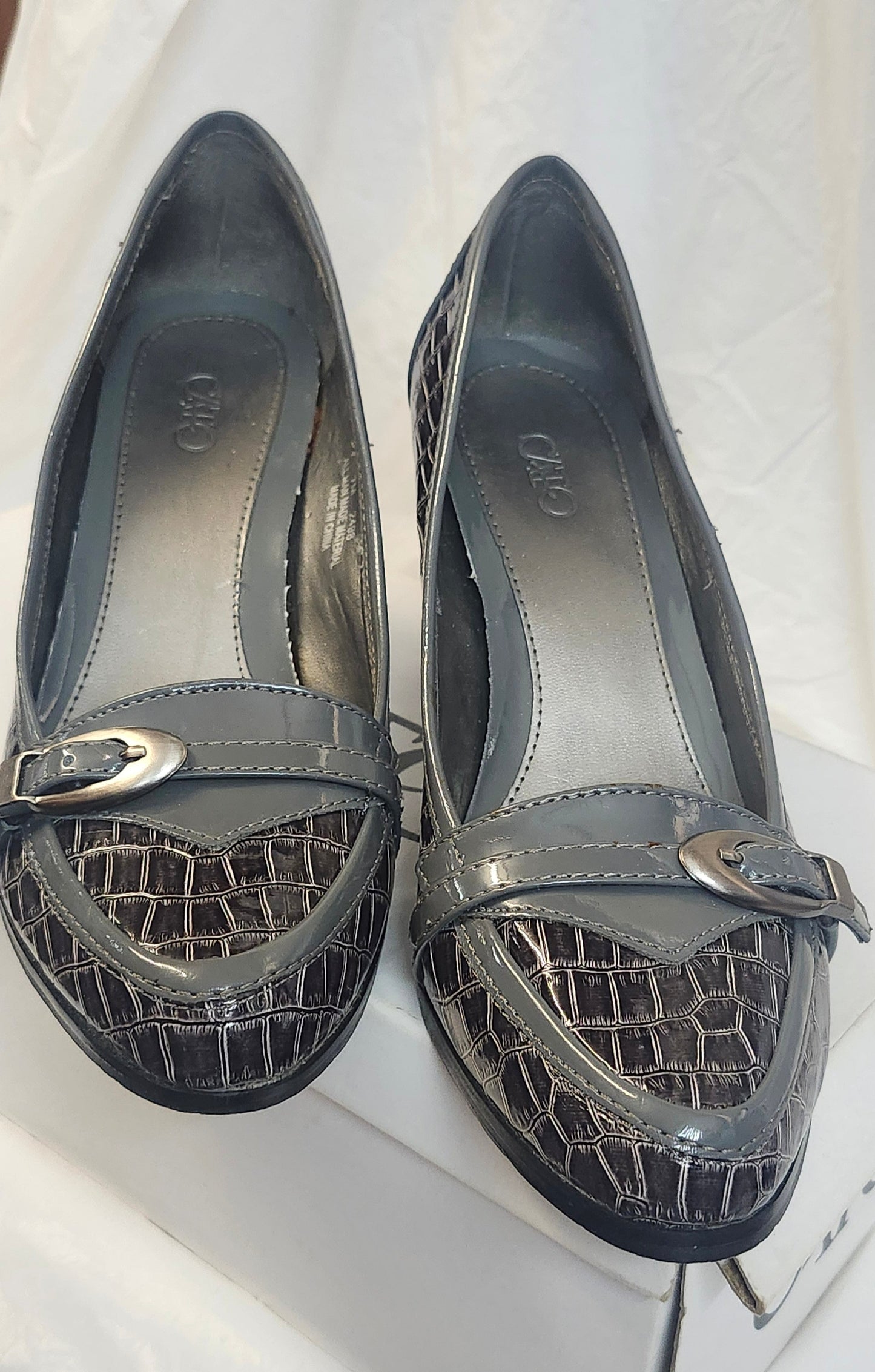 Womans Dress Heels Size 7M ColorMix Gray/Croco Block Heel Slip On Pre-Owned
