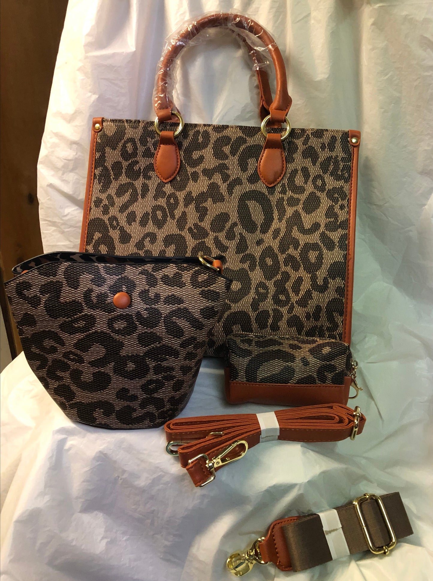 Woman Fabulous Tote 3in 1 Crossbody Bag Cheetah PrintTan Trim "New Arrival" Just In Time For Mother's Day