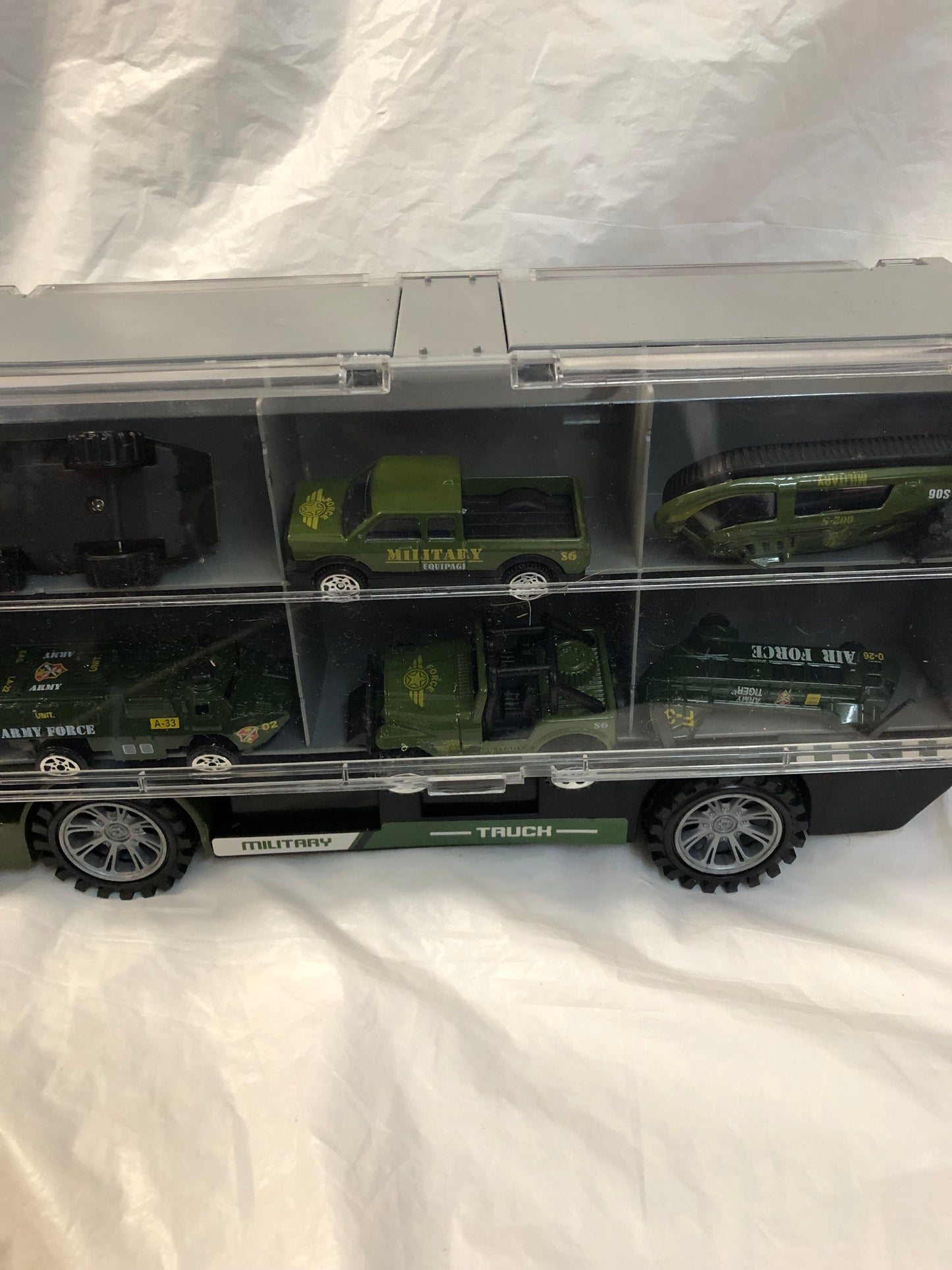 Military Carrier Truck Vehicle Toy Set  With Sound/Flashing Lights Ages 3&Up/ "New Arrival""