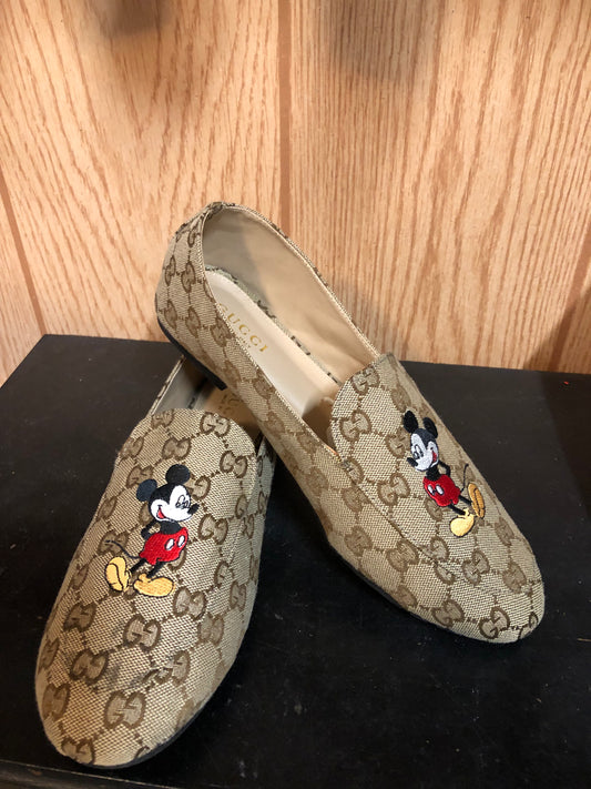 Woman  Mickey Mouse Flats Size 8 Color Tan(Sold Out)