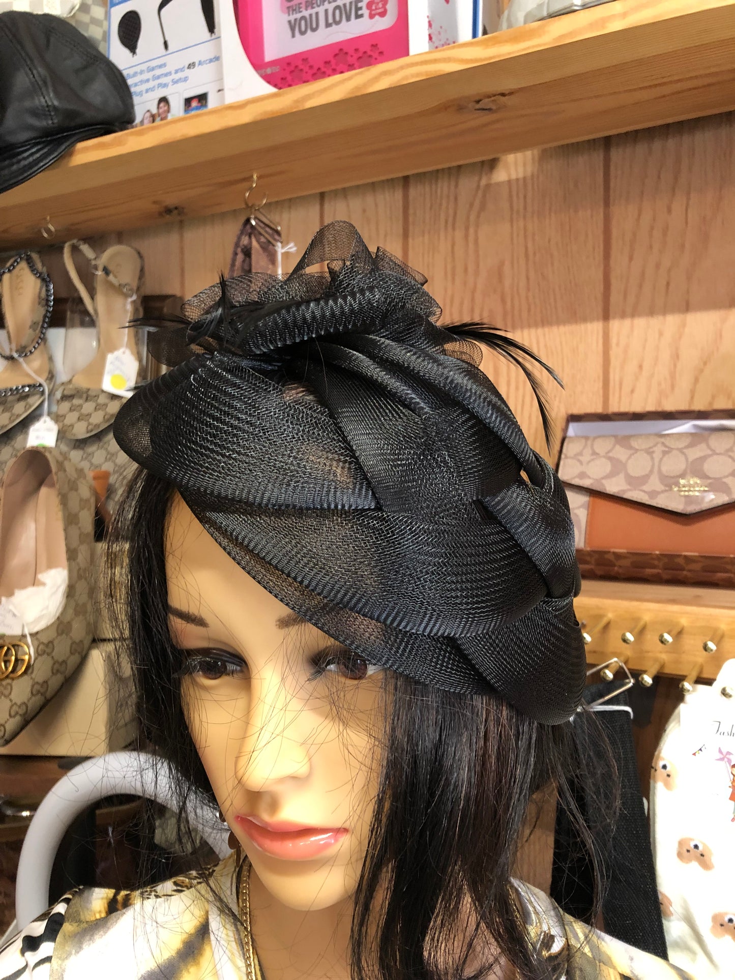 Woman Tuller/Feather Net Fascinator/Hat /Headwear Color Black (SOLD OUT)Thanks For Your Purchase.