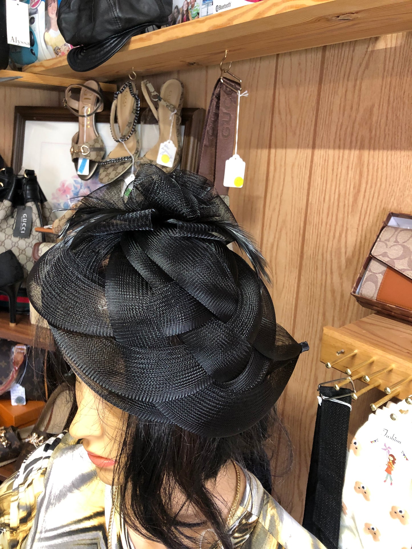 Woman Tuller/Feather Net Fascinator/Hat /Headwear Color Black (SOLD OUT)Thanks For Your Purchase.