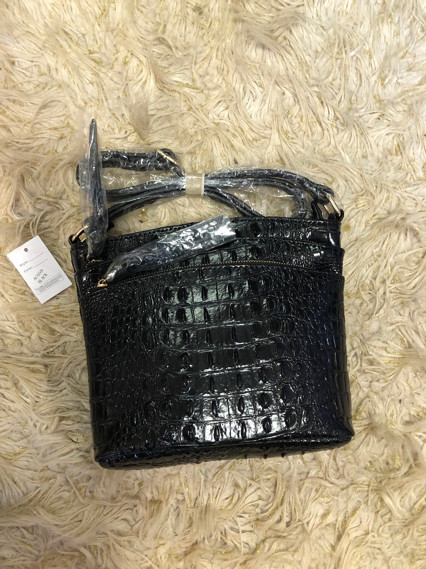 Woman Croc Crossbody Bag Color Black Great "New Arrival" Just In Time For Mother's Day