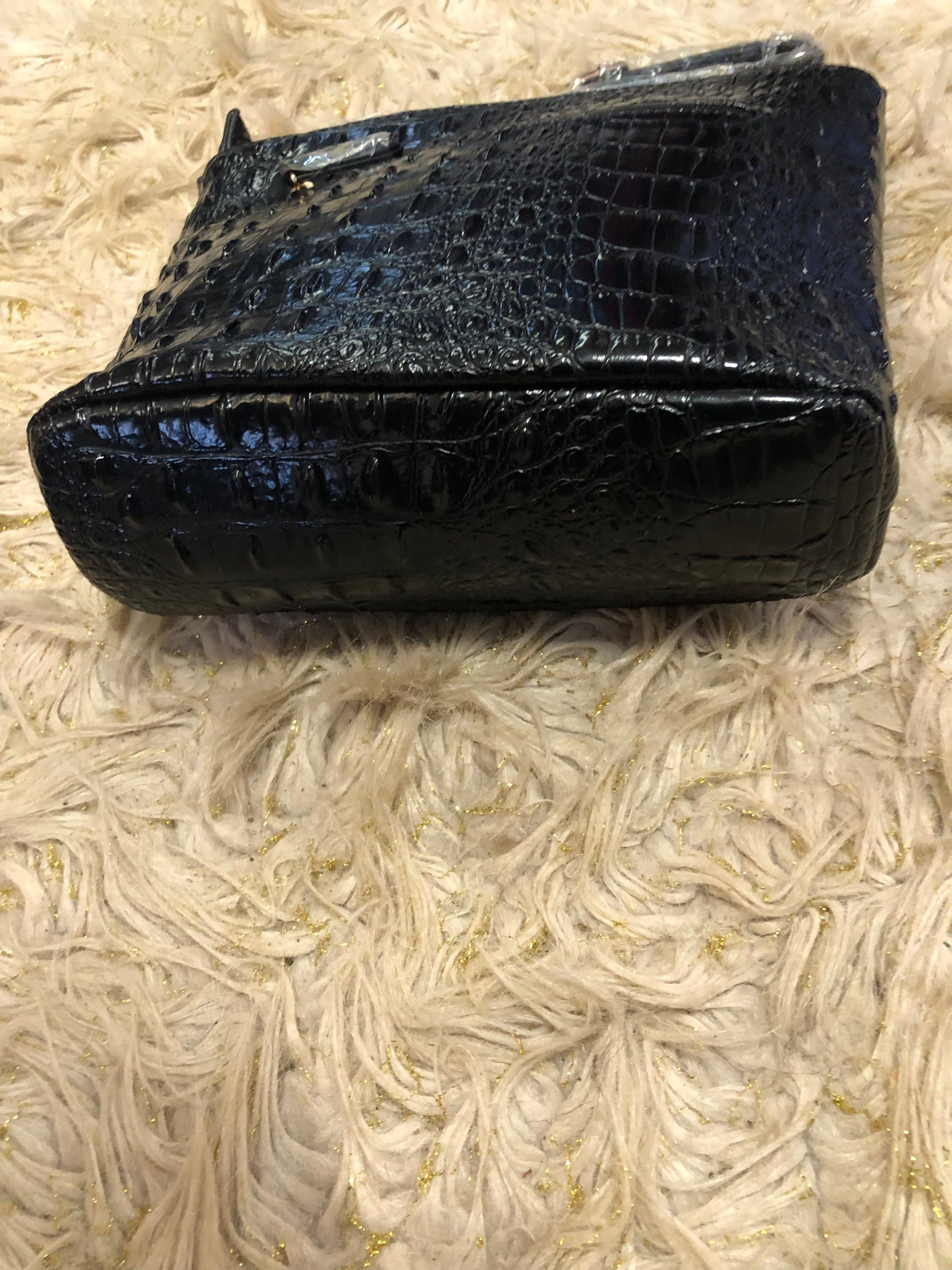 Woman Croc Crossbody Bag Color Black Great "New Arrival" Just In Time For Mother's Day