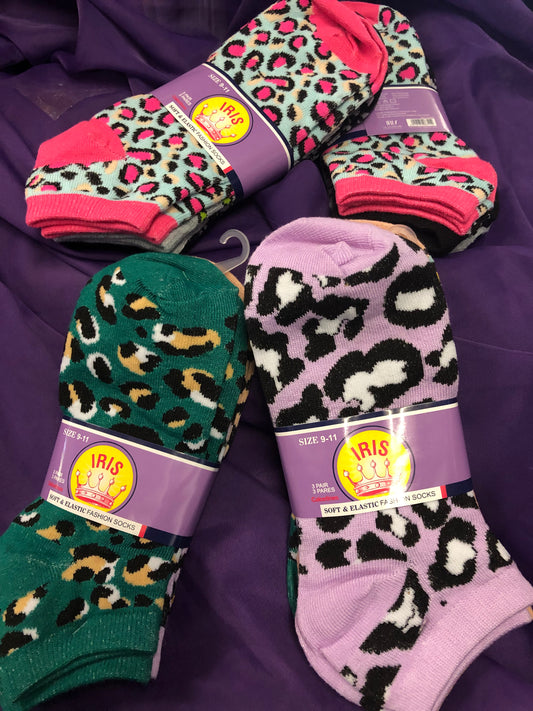 Woman Fashion Soft & Elastic Socks3/Pair Size 9-11 Cheetah Print Colors (Purple, Tan, Green)Pink, Gray And Black.