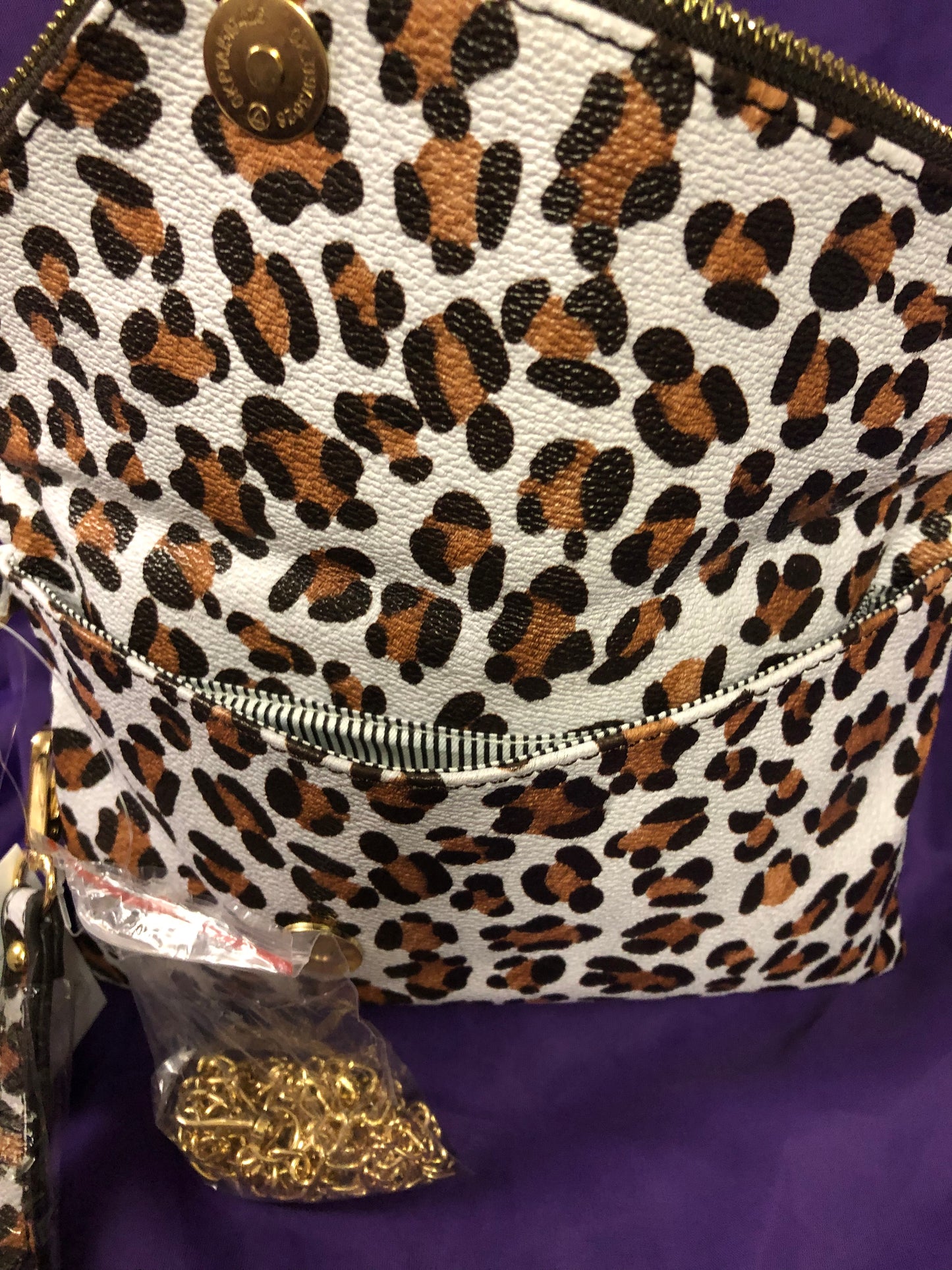 Woman Brown Cheetah Print Wristlet/Crossbody Bag "New Arrival"