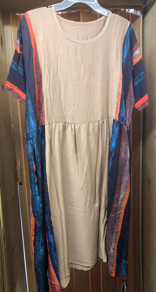 Woman Fashion Dress With Pockets  Size XL/1XL Color Tan Or Black With Side Multi Colors "New Arrival"