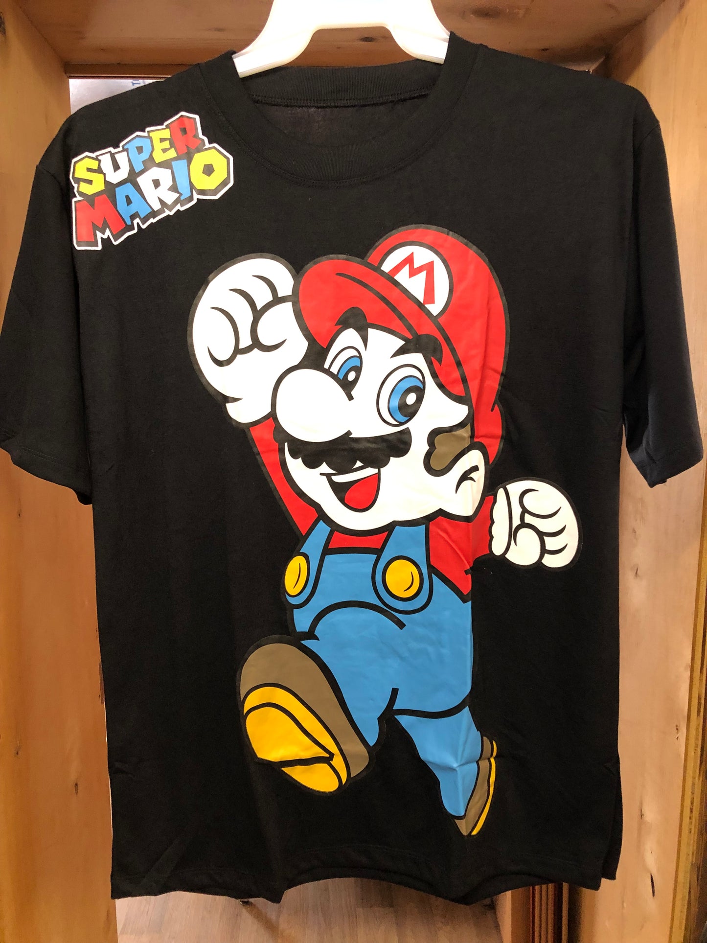 Men/Or Woman  Graphic Nintendo Super Mario T-Shirt Color Black Size L/XL  "New Arrival"