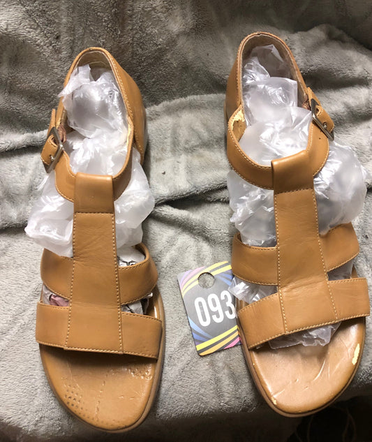 Woman Sandal Size 8 By Naturalizer Color Tan T- Strap Side Buckle