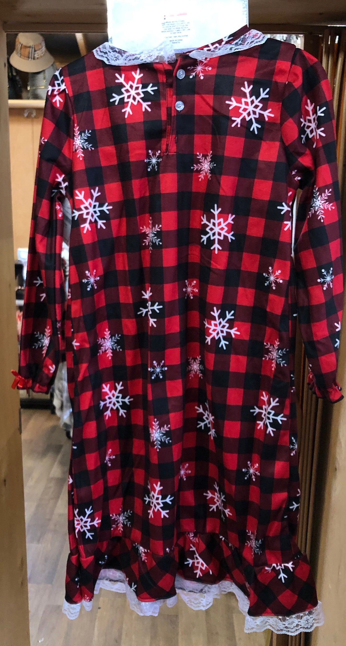 Girl Christmas Sleep Pajamas Size 7/8 color Red Great "New Arrival" Just In Time For Christmas.