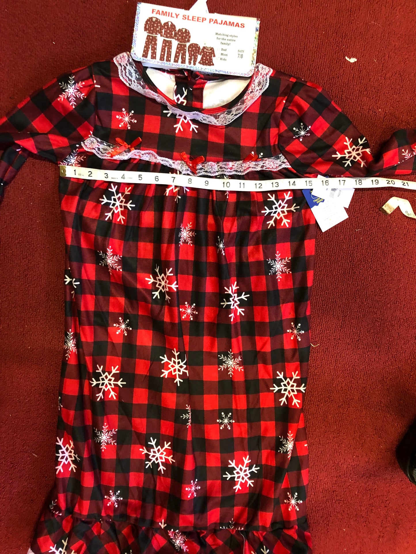 Girl Christmas Sleep Pajamas Size 7/8 color Red Great "New Arrival" Just In Time For Christmas.