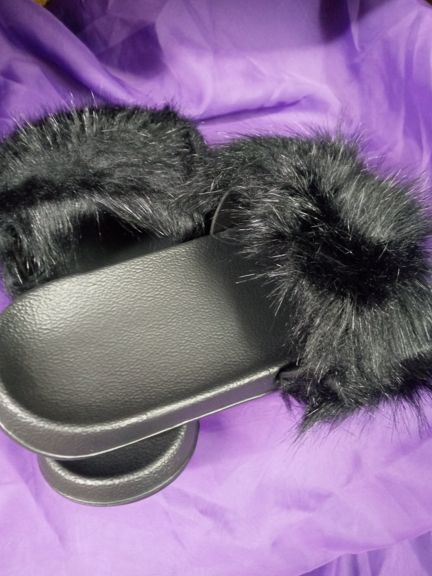 Woman Summer Explosion Fur Slides Size 11 Color Black