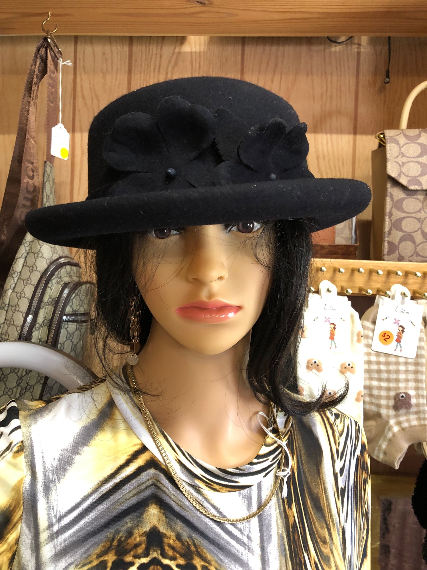 Woman Winter Hat By Liz Claiborne 100% Wool Color Black "New Fall Arrival"