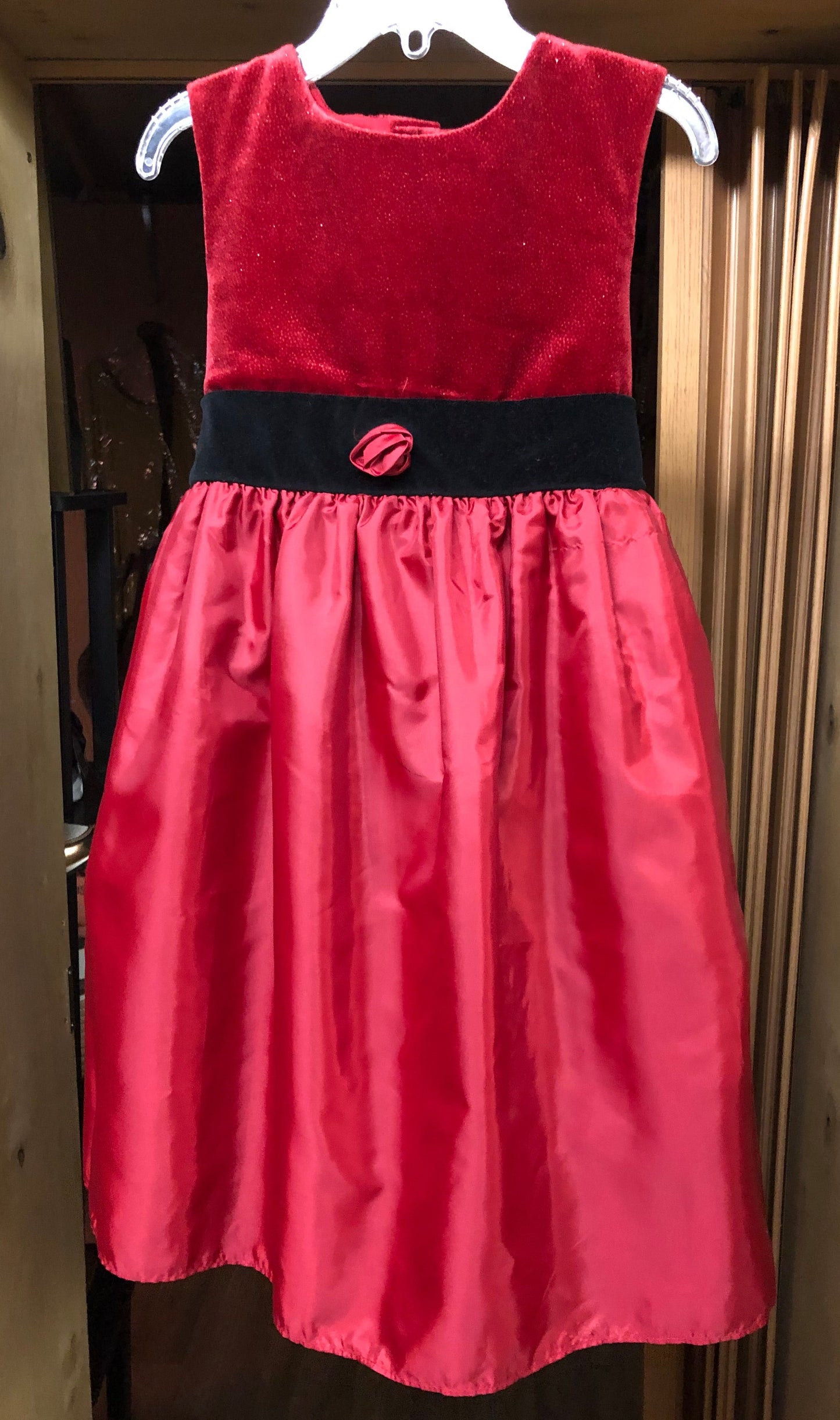 Girls Red/Black Dress Size 6X By:b.t. Kids Sleeveless Velvet Top "Christmas Ready"