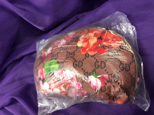 Woman Fashion G D Make Up Bag Color Chocolate "New Arrival"