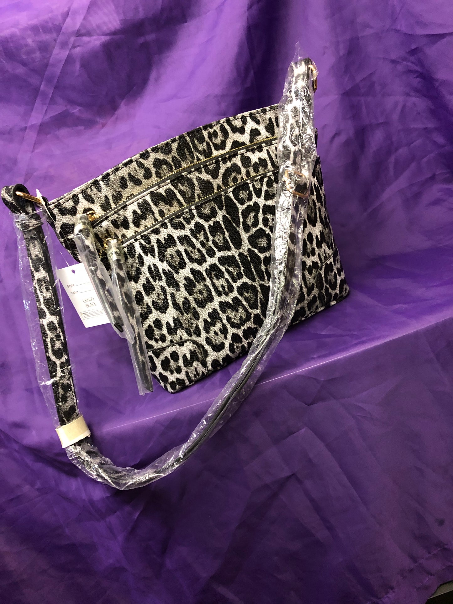 Woman Cheetah Print Crossbody Bag "New Arrival"