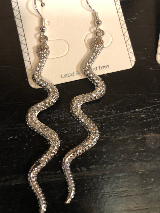 Fashion Snake Bling Earrings Color Silver