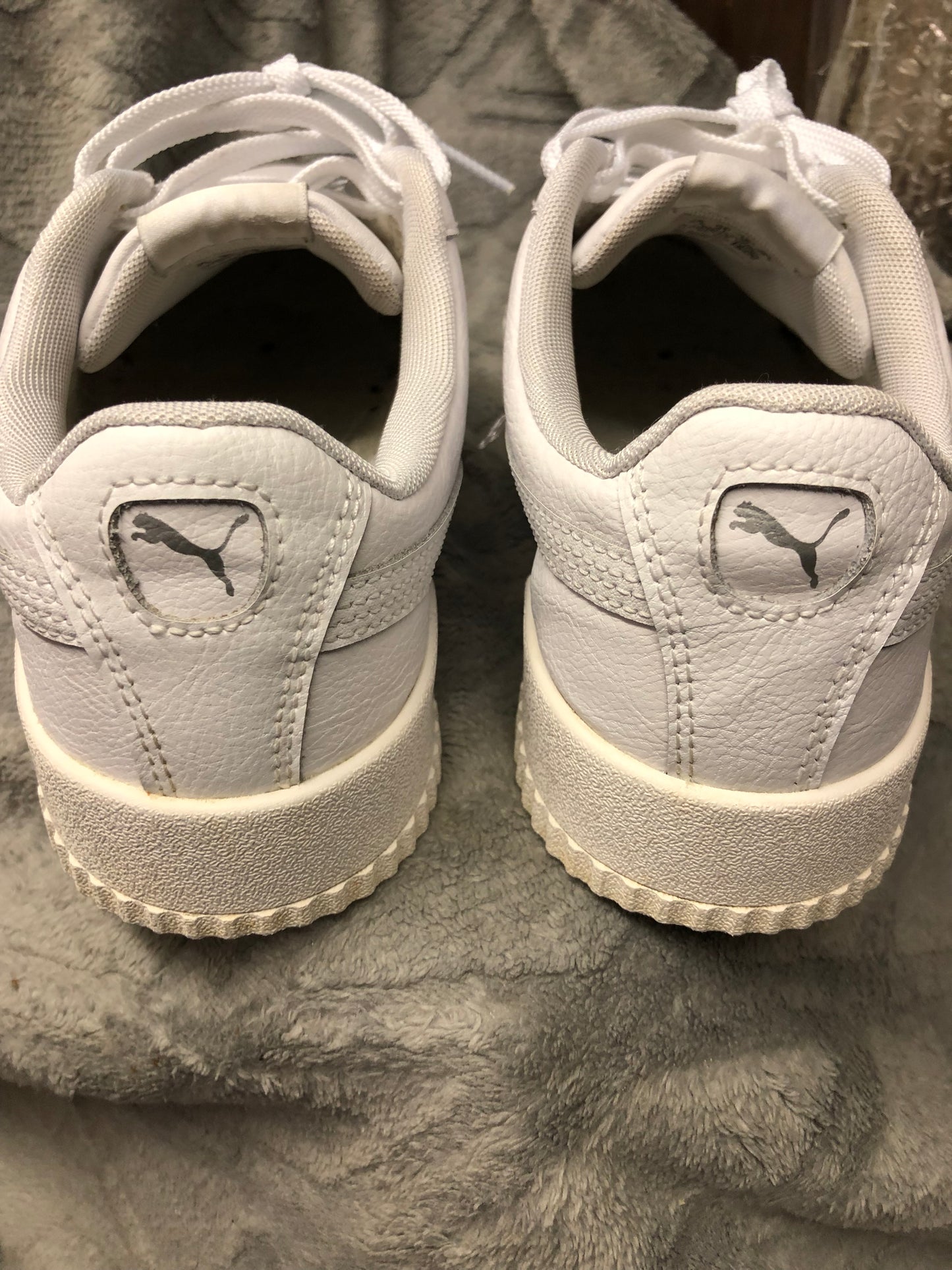 Woman All White Leather Puma Sneakers Size 10