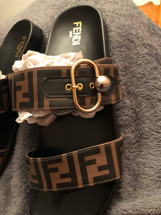 Woman FF Slides Size 9